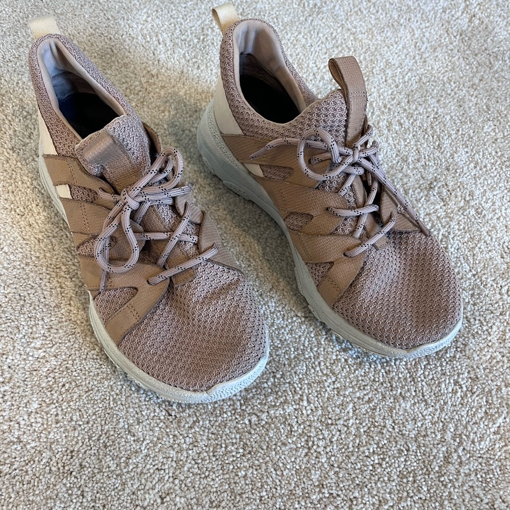 OTBT Tan Sneakers Lightweight Knit Design